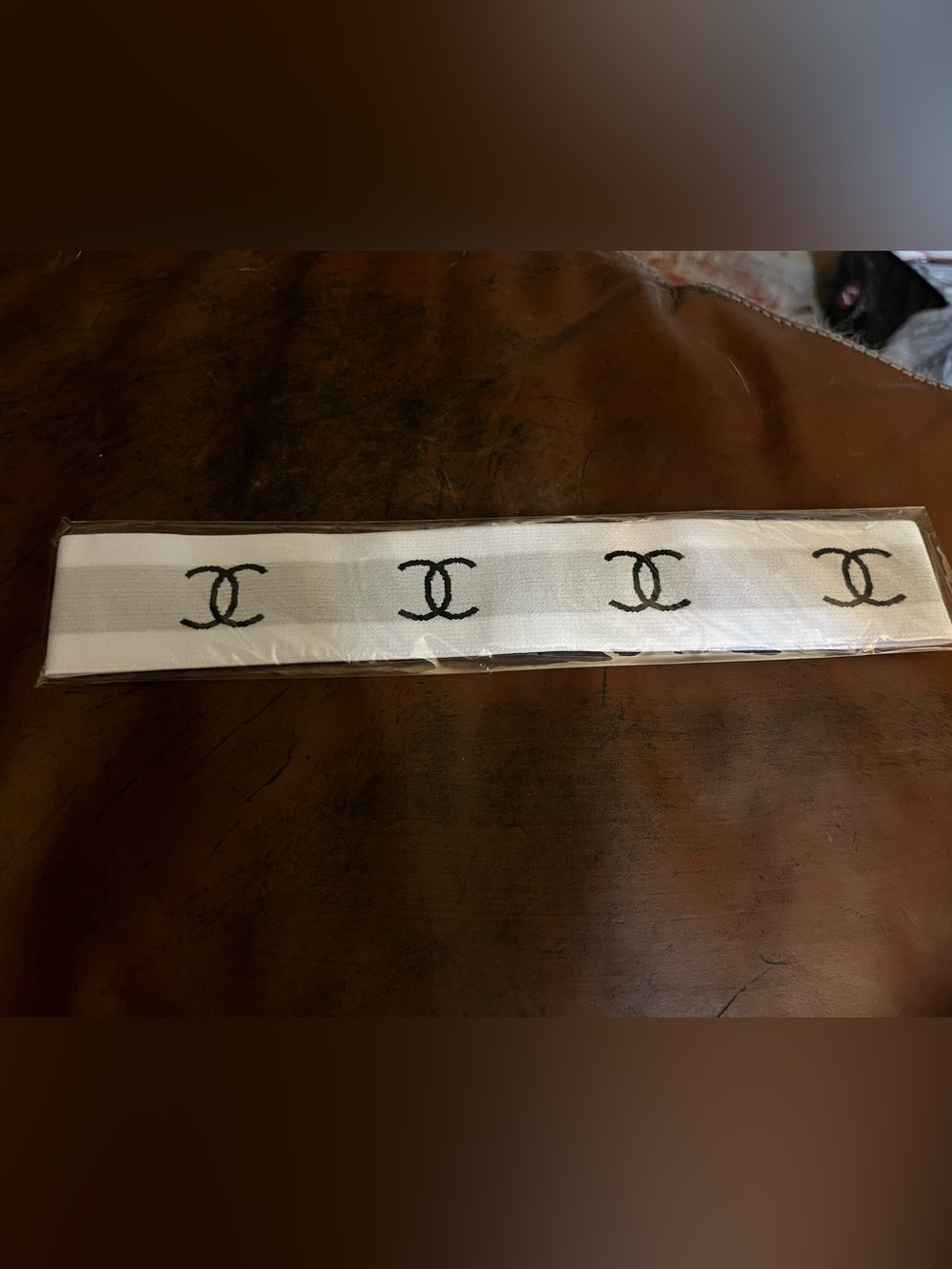 🤍 Double C Designer White Black Letter Logo Stretch Headband